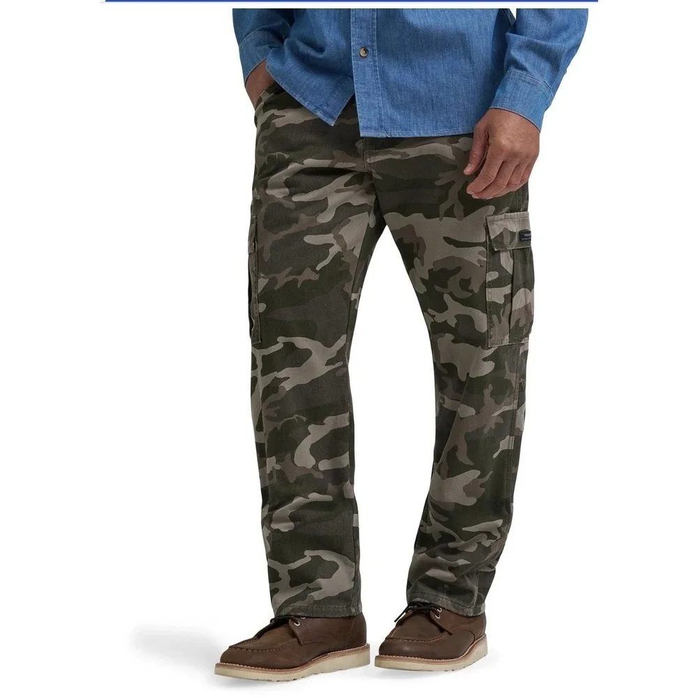 NWT Wrangler Camo Cargo Pants Men 40x30 Woodland Camouflage Relaxed Lined Hiking